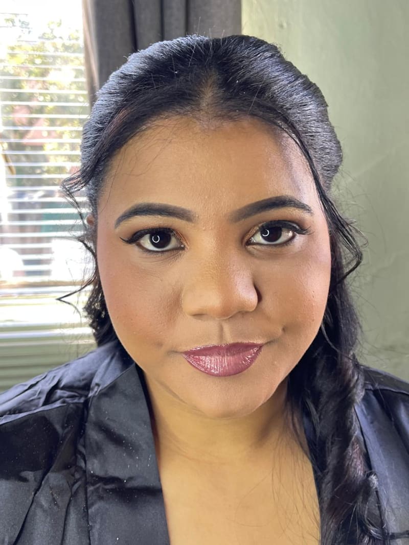 Olins Beauty photo 11